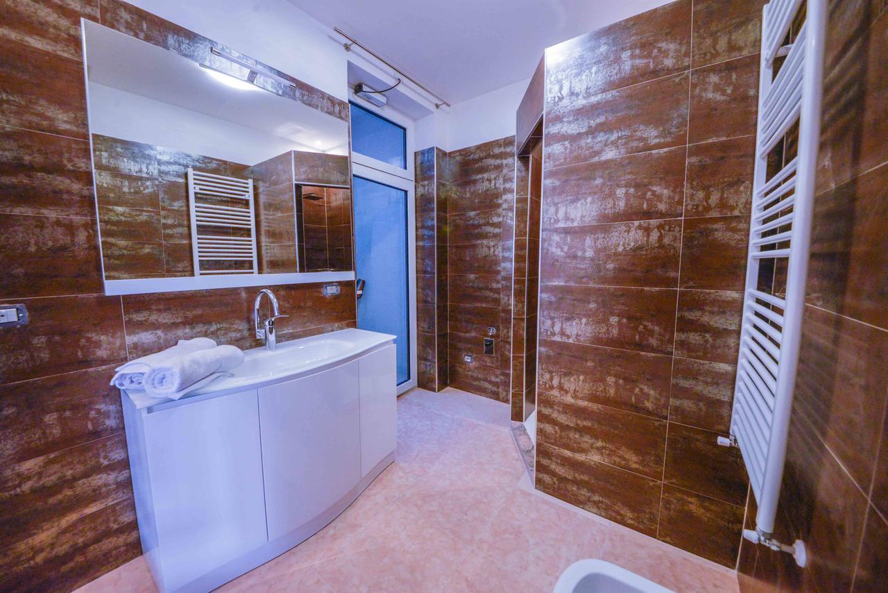 Villa Luxury House & Spa Riva del Garda Luaran gambar