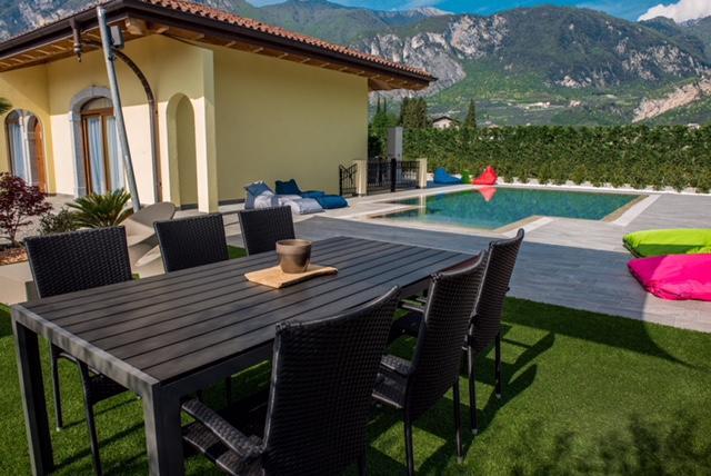 Villa Luxury House & Spa Riva del Garda Luaran gambar