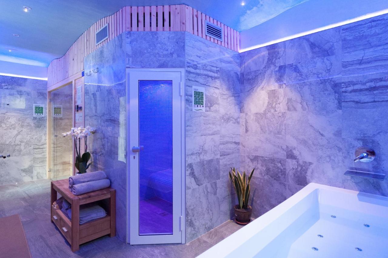 Villa Luxury House & Spa Riva del Garda Luaran gambar