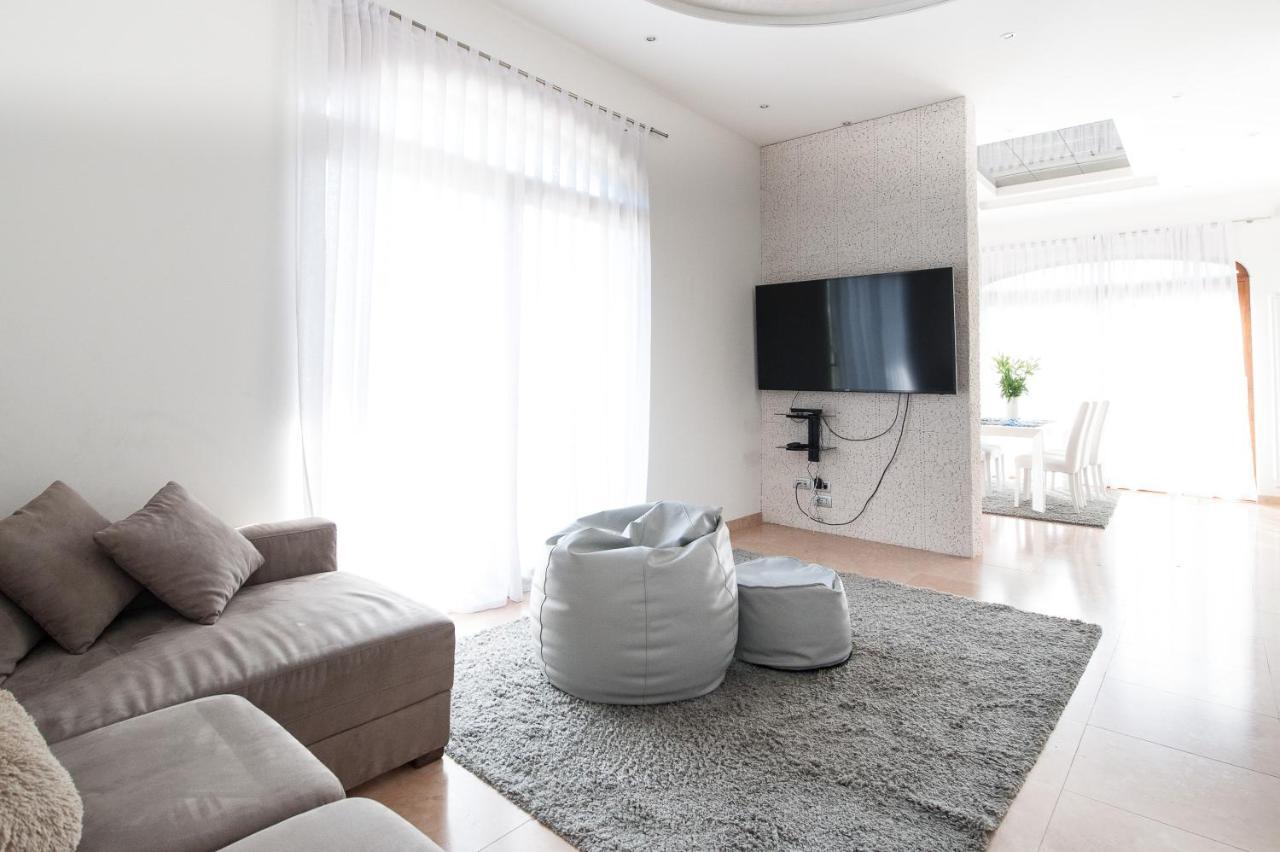 Villa Luxury House & Spa Riva del Garda Luaran gambar